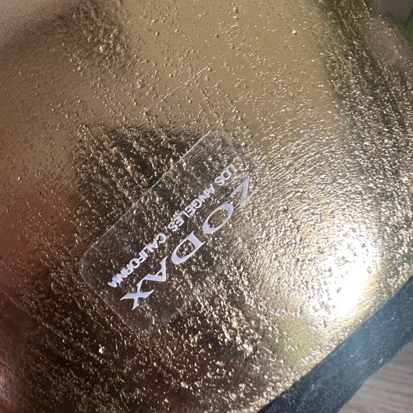 Zodax Golden Apple - Picture 3 of 7